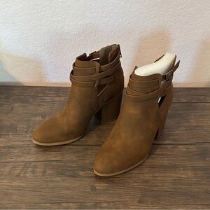 New brown booties shoes size 7